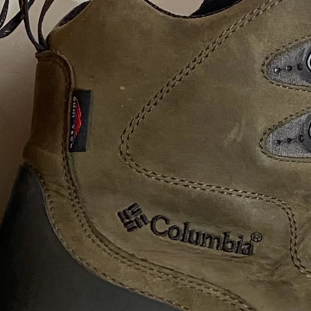 Columbia Men's Green and Black Outdoor Boots Gray Green Black Size 14.0 USA